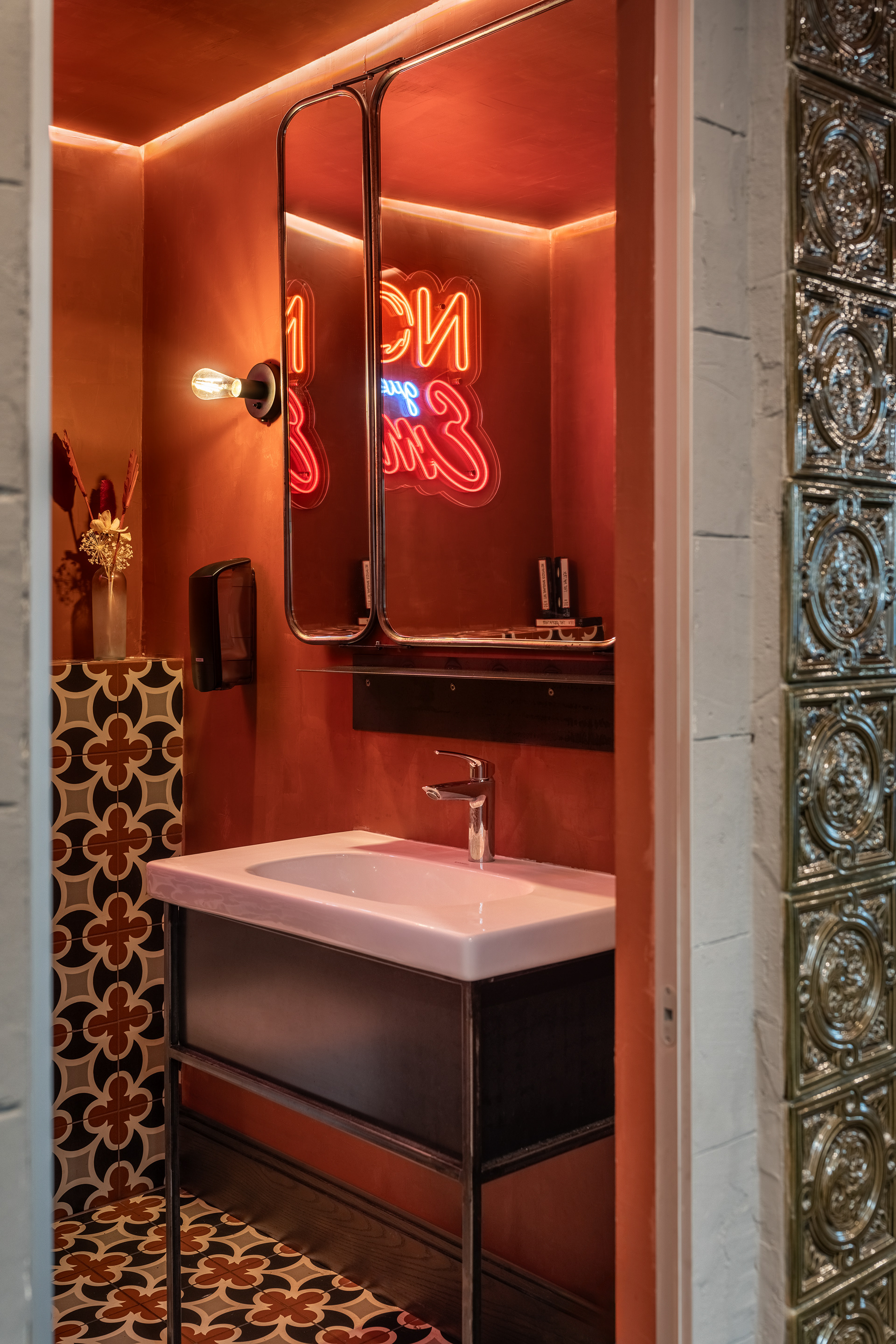 NOA guest Emily餐厅室内设计丨乌克兰-25