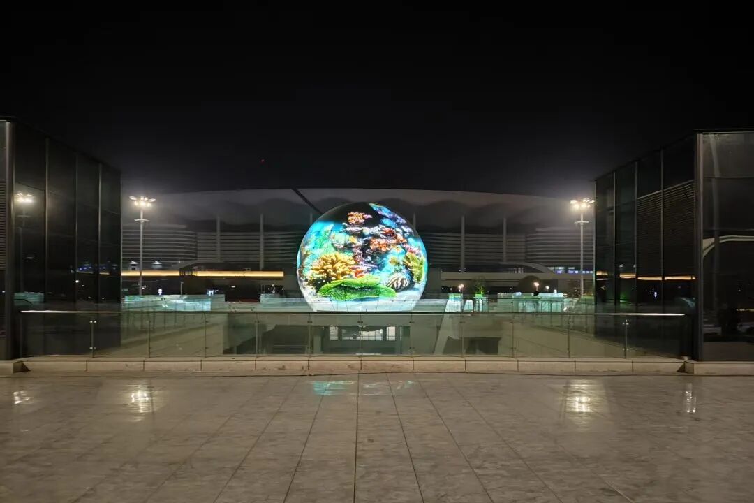 “海曲之光”闪耀！中建八局日照综合客运站项目通车-76