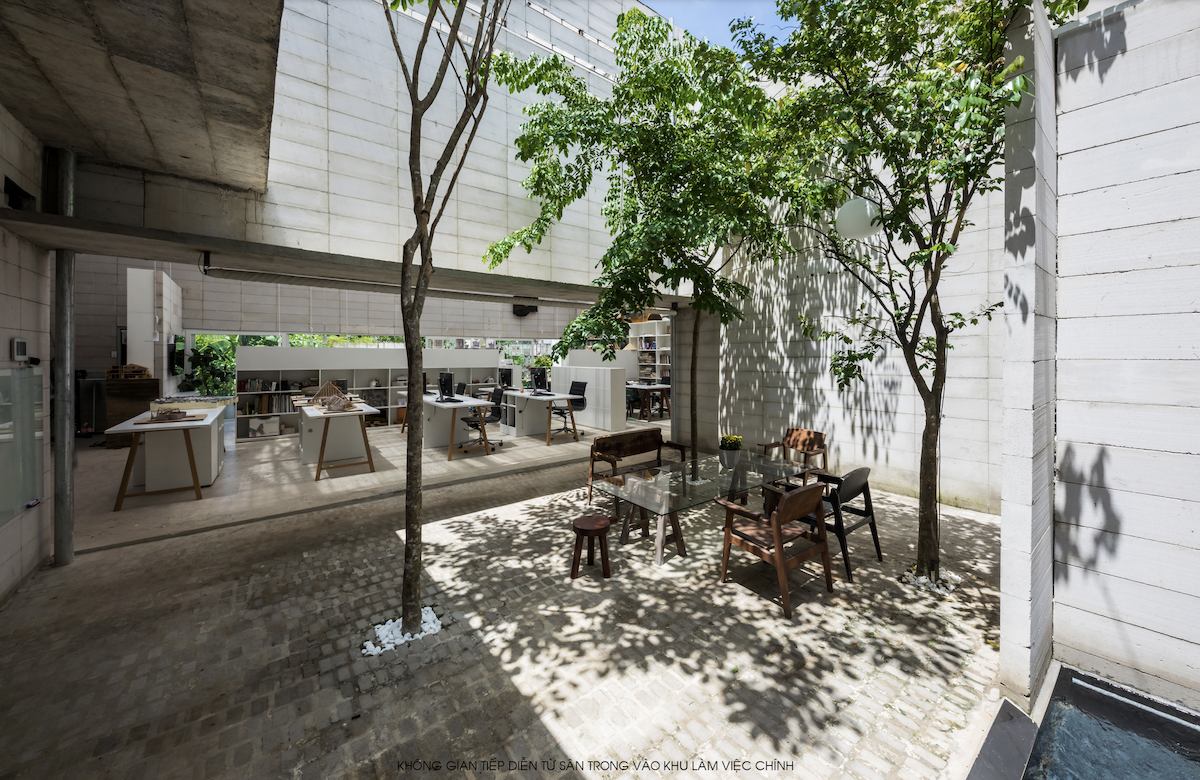 办公室设计中的开放与封闭、宁静与活力的空间对话-4