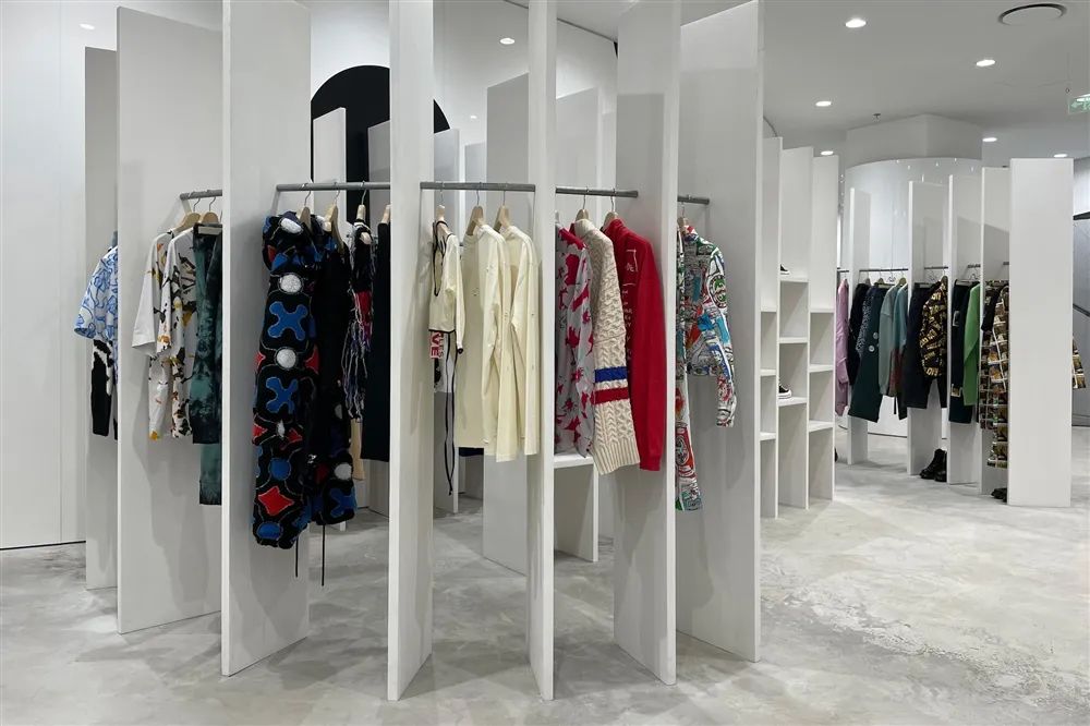 川久保玲亲自操刀，Dover Street Market Beijing 全新北京店铺设计-6