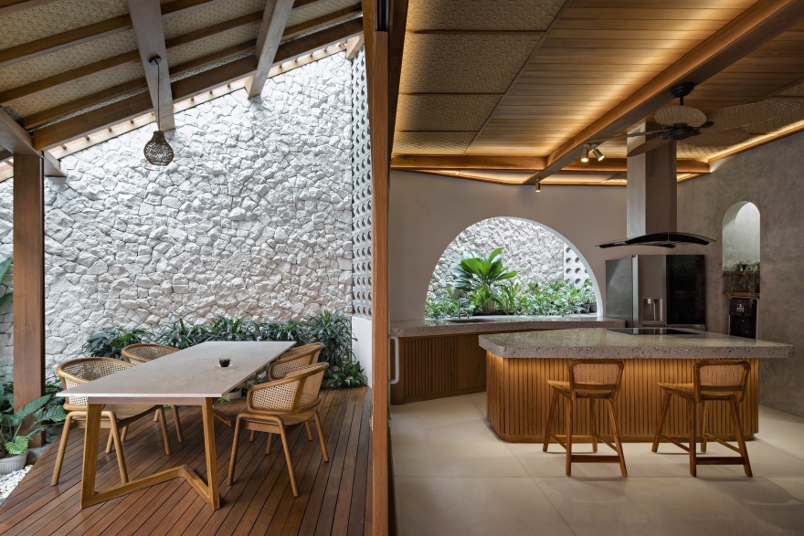 心烦意乱的房子丨印度丨Ismail Solehudin Architecture-43