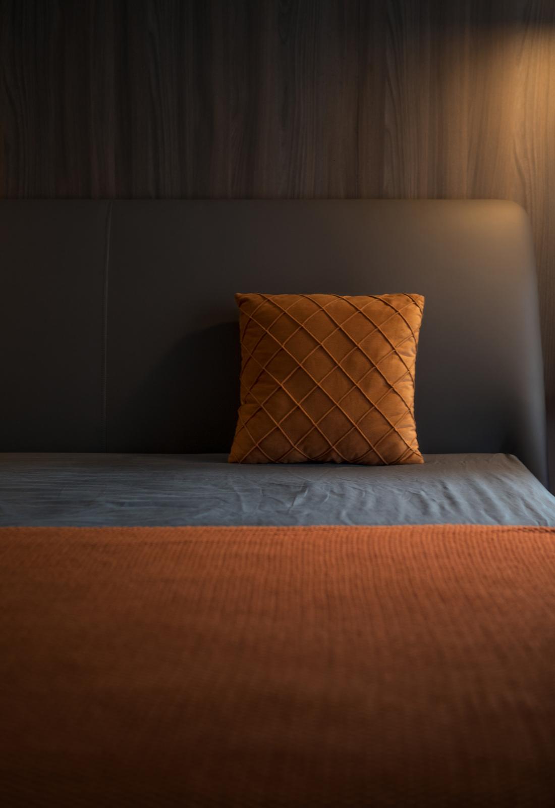 新婚夫妻现代风家居设计-121