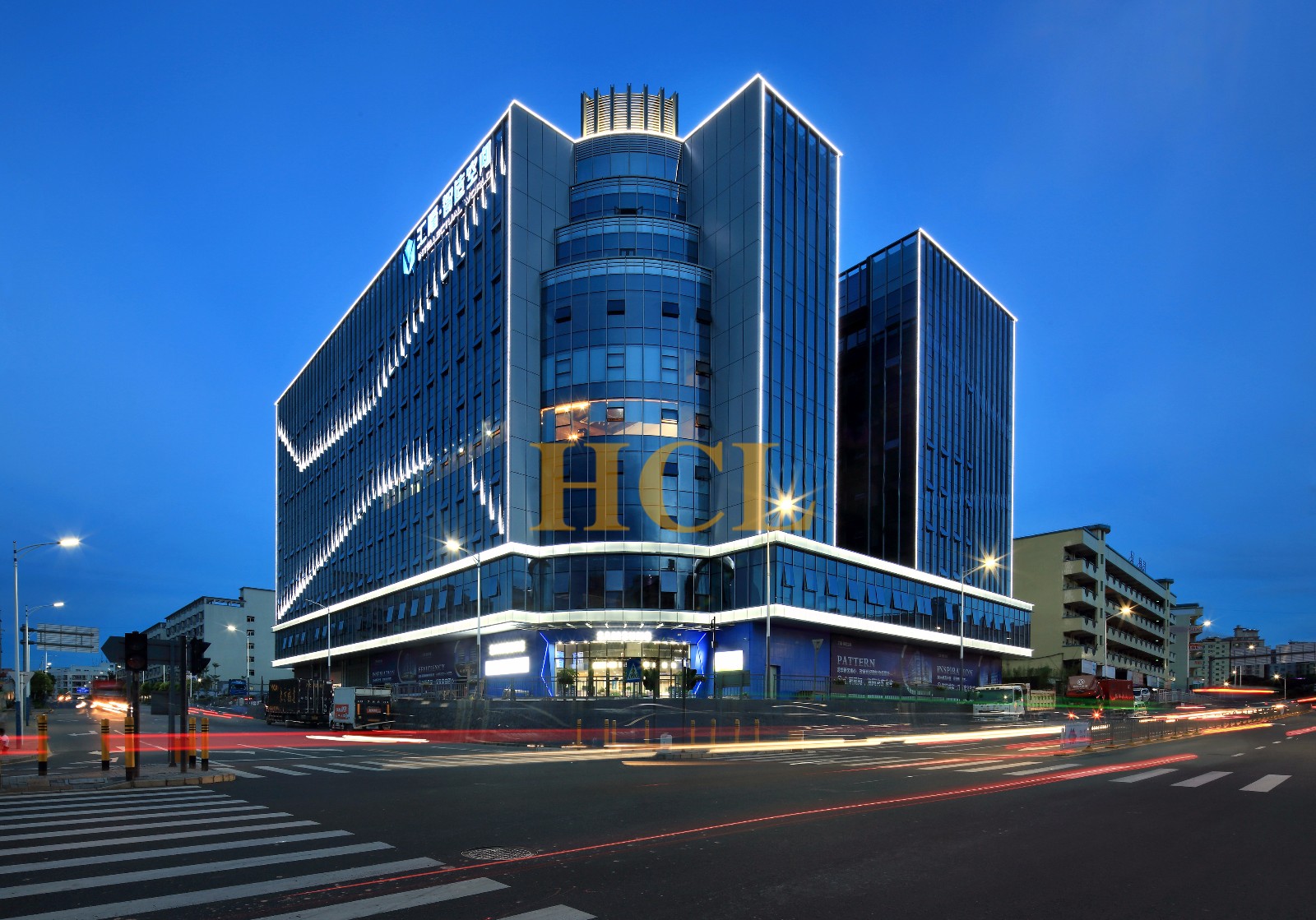 HCL汇隆智造空间办公楼室内外设计纵横云端-4