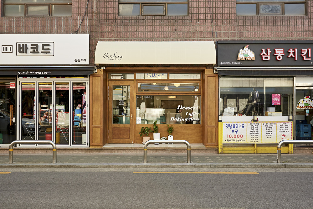 首尔 13 坪甜蜜咖啡厅，打造复古艺术空间-2