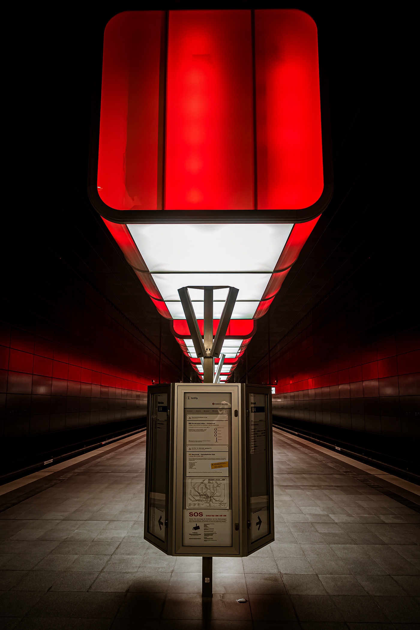 Hamburg U-Bahn Hafencity Universität-5