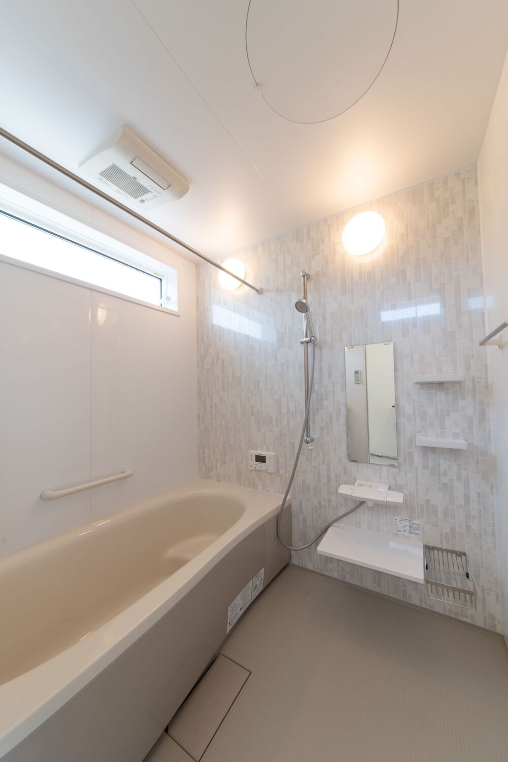 ランドリールームと物干しスペースを広く確保したフリージアの家丨日本和歌山丨ロイヤルホームズ-53