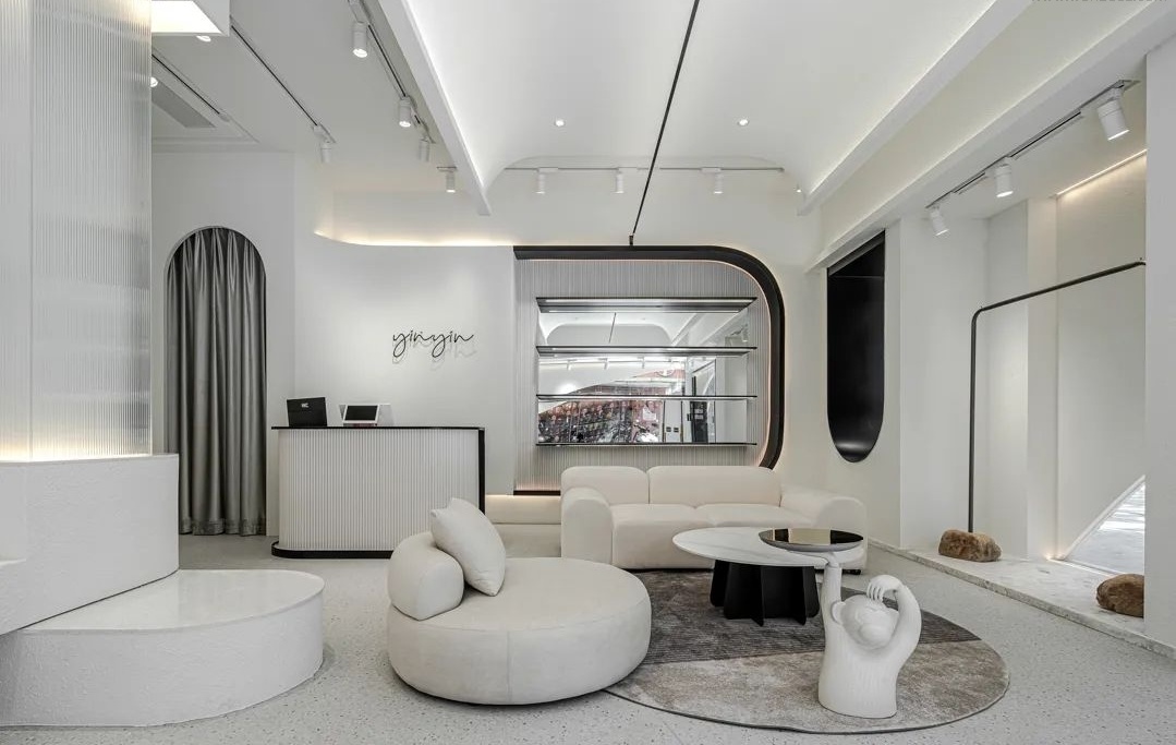 光与弧线共舞 · 普宁商业空间新典范丨中国广东丨深圳市陈浩鹏室内设计事务所-16