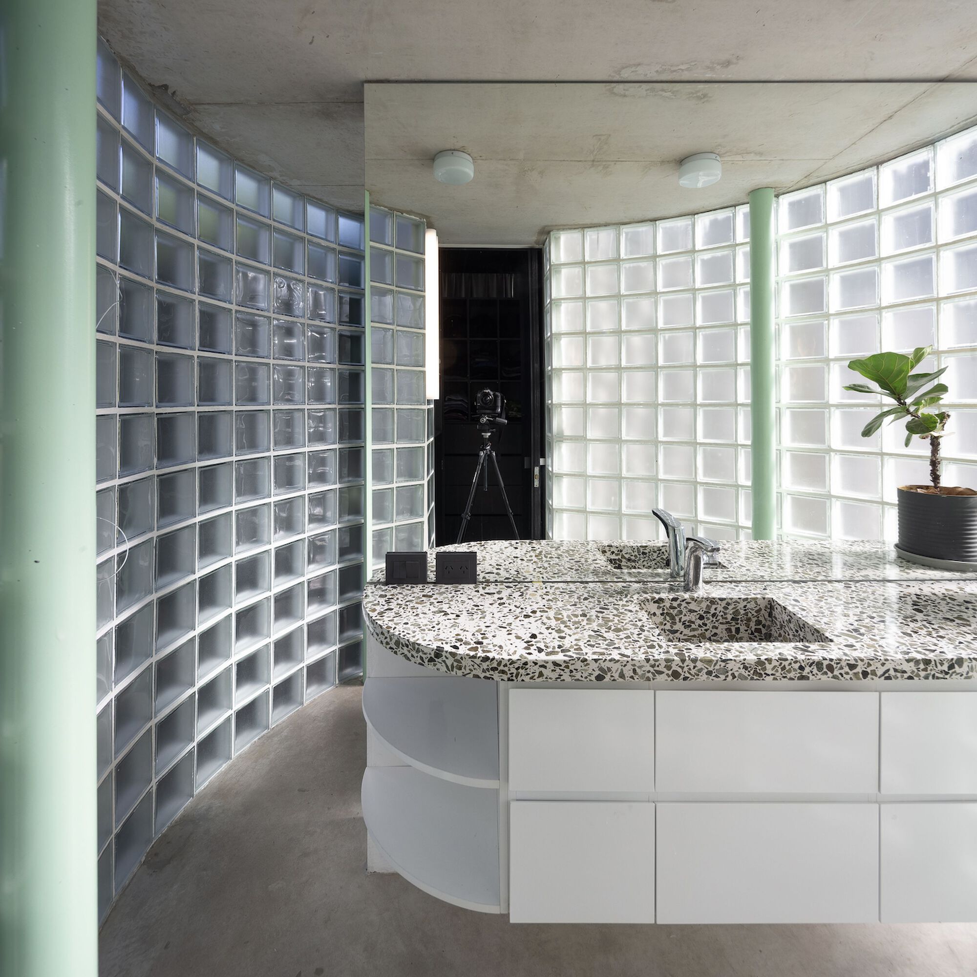 带柱的房子丨Iñaki Harosteguy-14