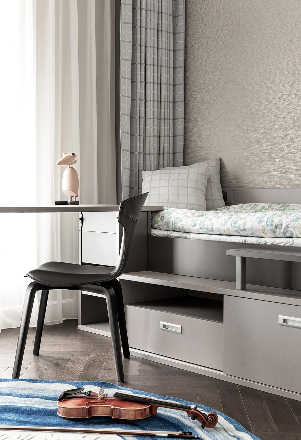 繁华腹地背后的安宁 上海翠湖天地 400m²丨中国上海丨HLH Designs-42