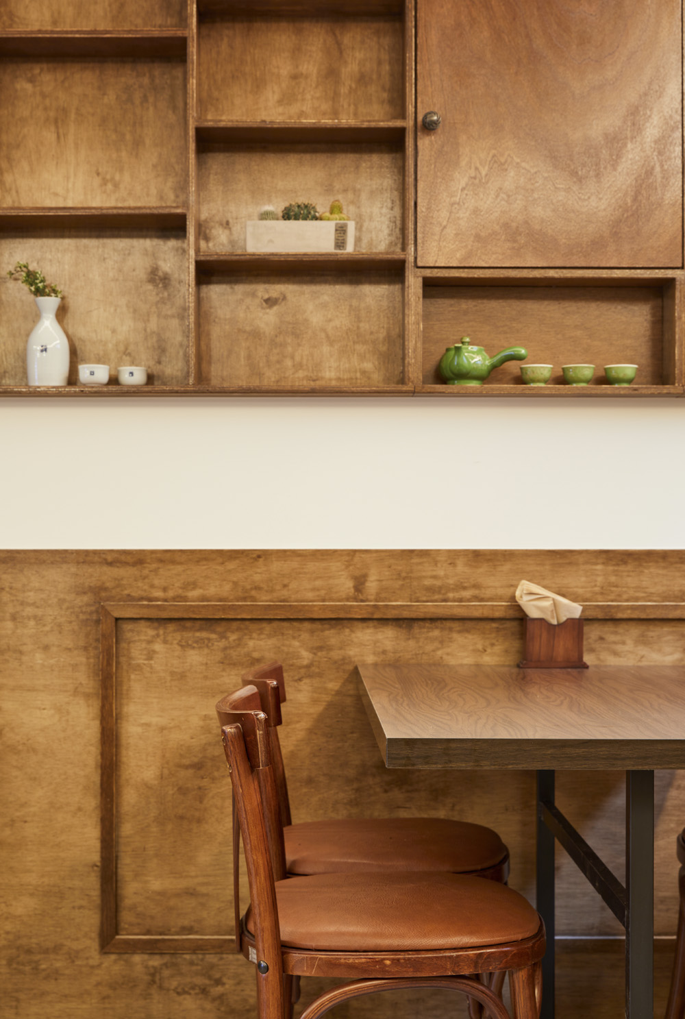 白色木屋 | 温馨舒适的 15 平传统内饰设计-14