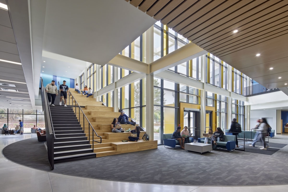 加州州立大学蒙特利湾海獭学生联盟中心丨美国加利福尼亚丨HGA-19