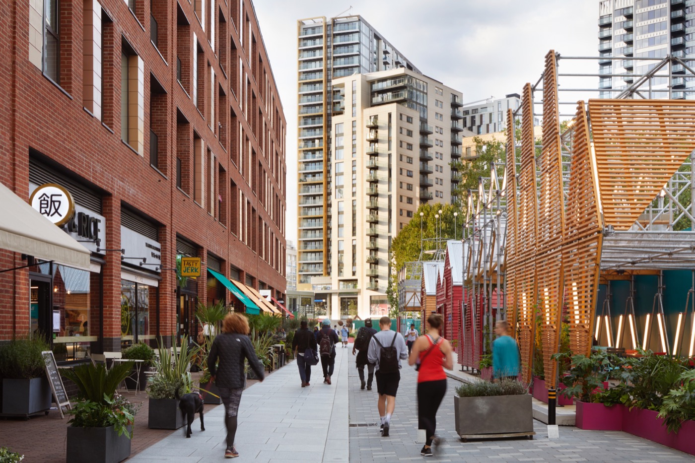 伦敦 Elephant Park 绿色空间重生 | Sayer Street 与 The Meadow-18