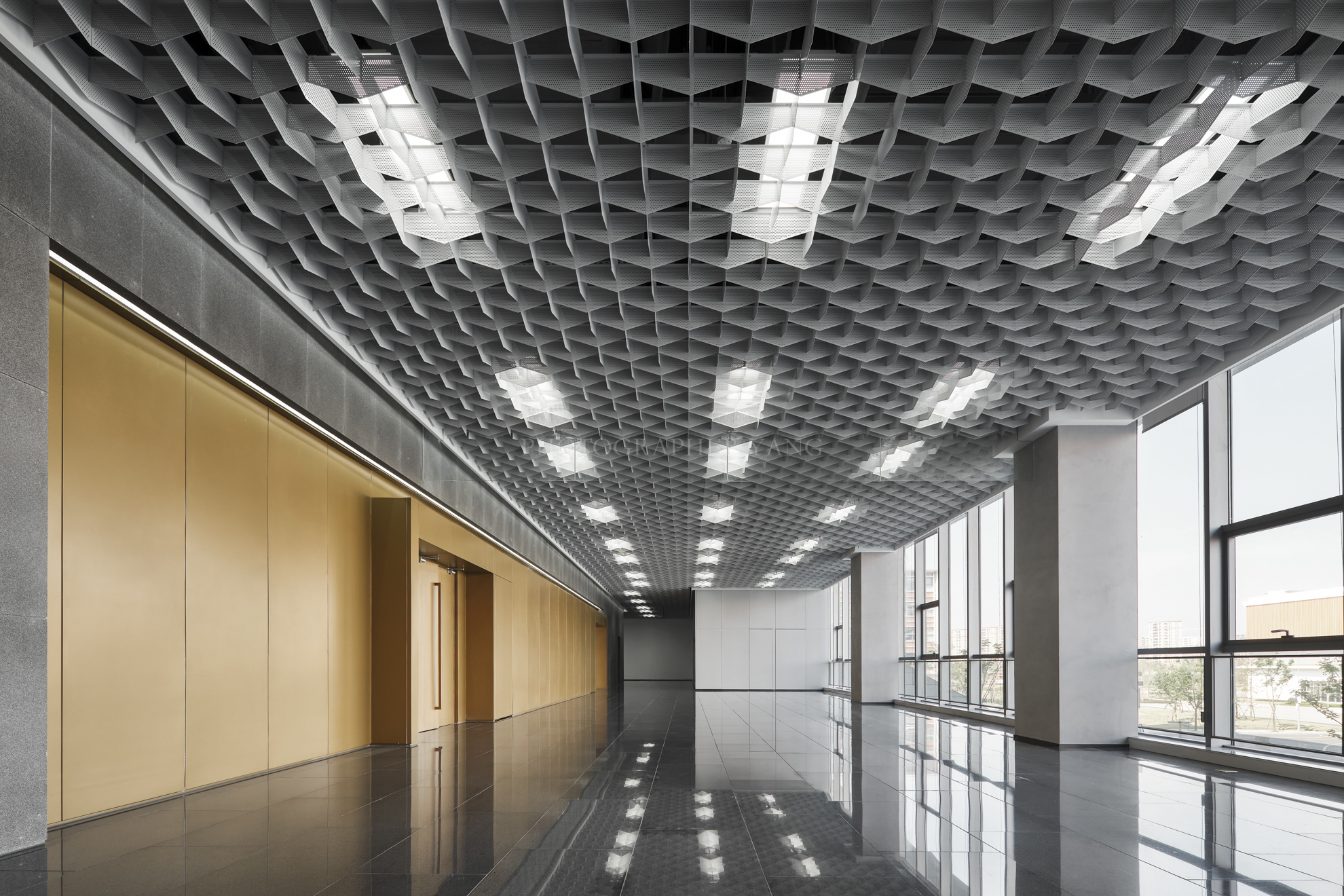 北京航空航天大学-中法航空学院（杭州）-18