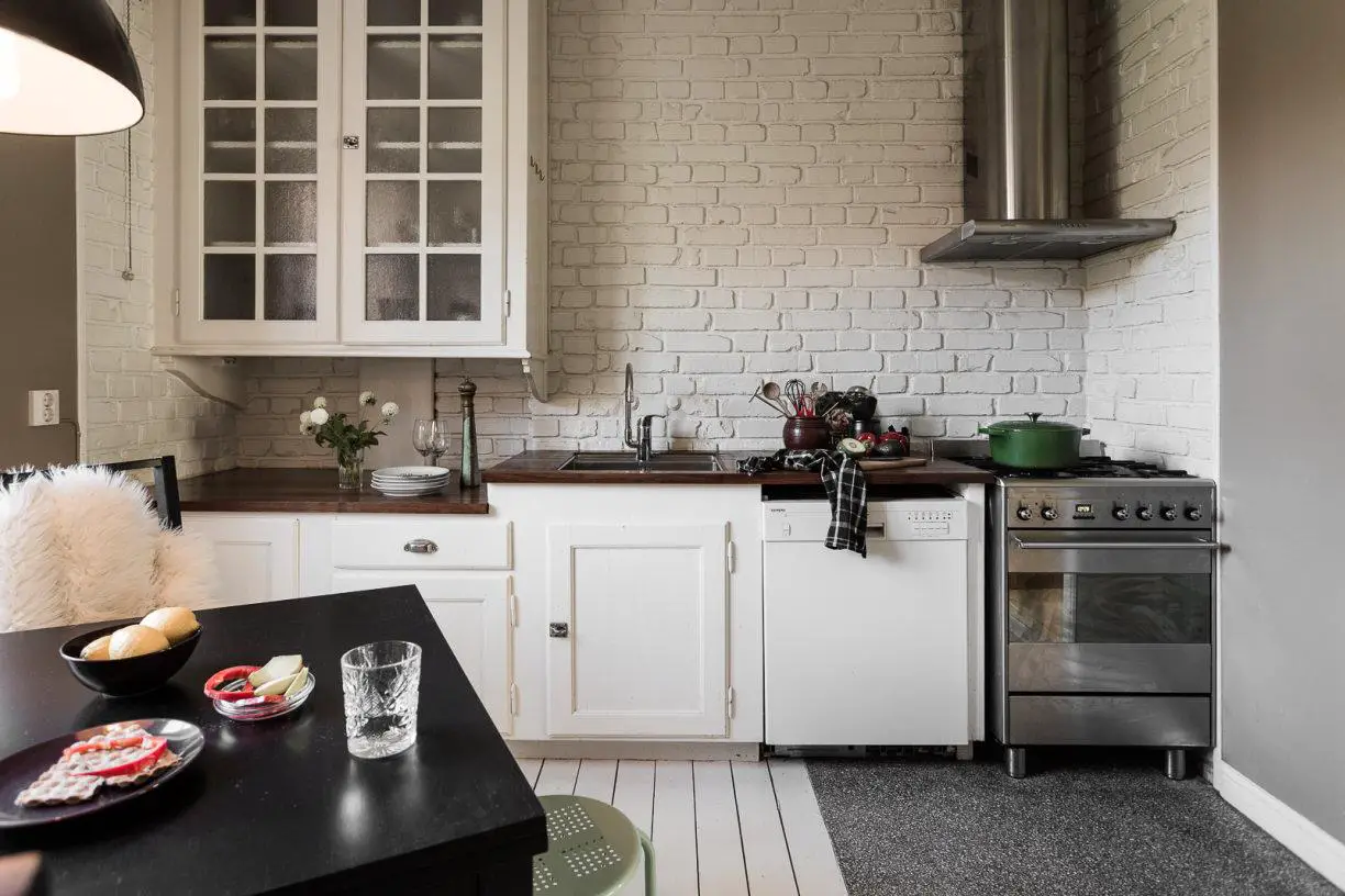 瑞典房产中介展示的精美别墅-23