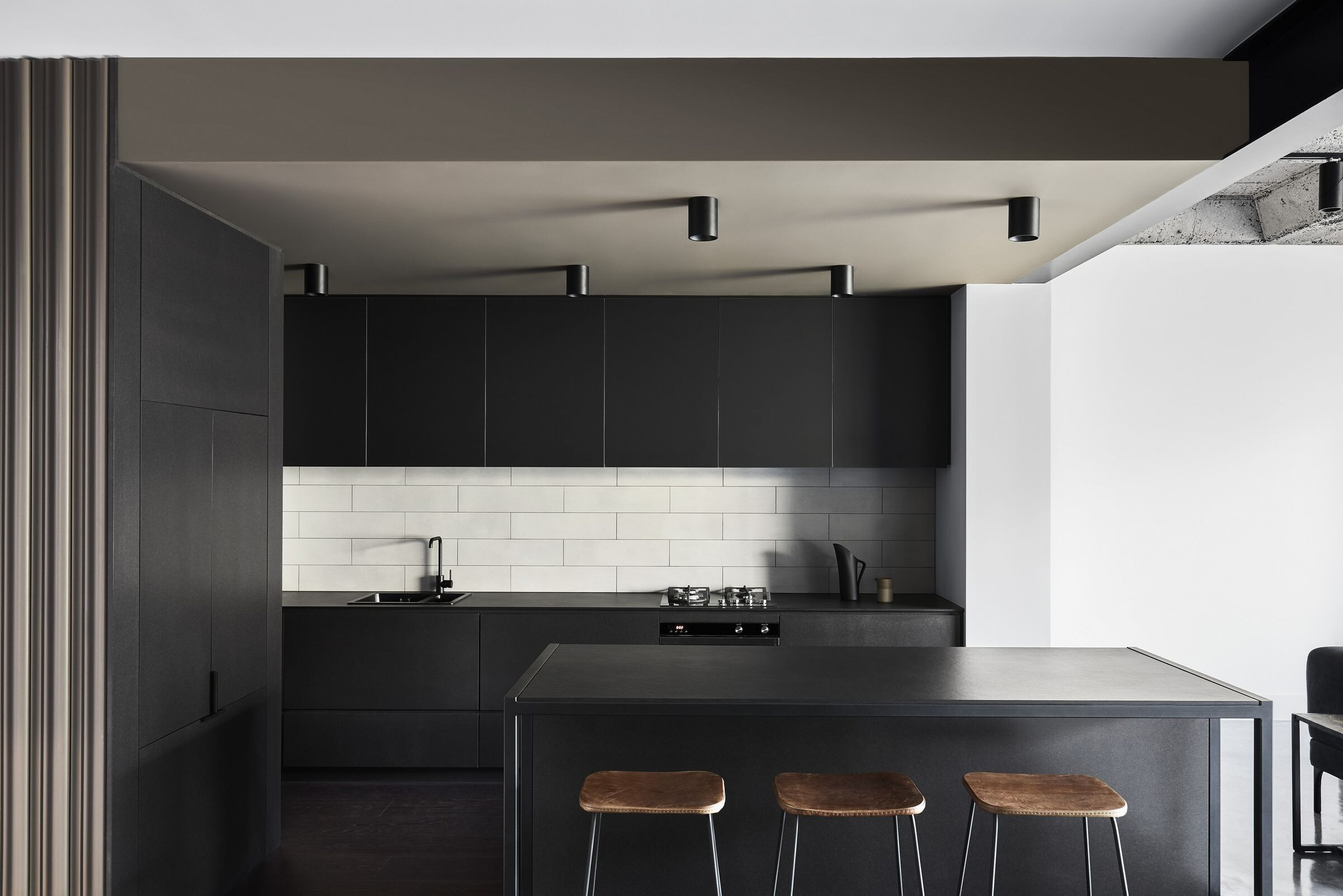 澳大利亚 Richmond Terrace 白色别墅重建-27