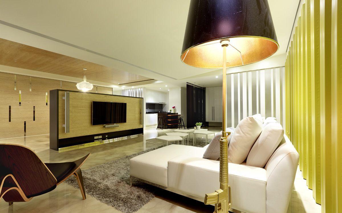 公园绿意中的亮彩活力空间-4