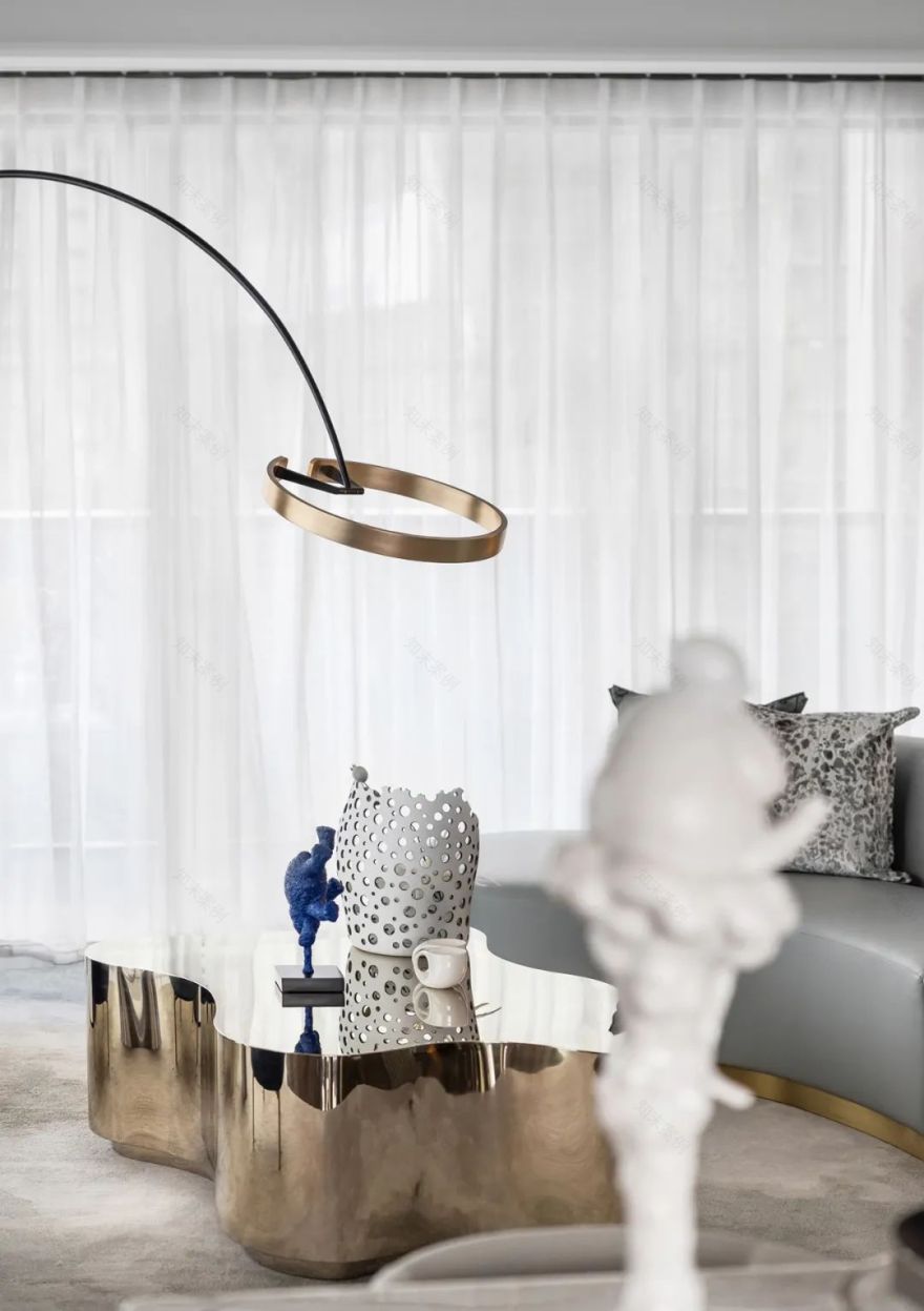 上叠·映湖 · 下叠·见山丨LSD-9