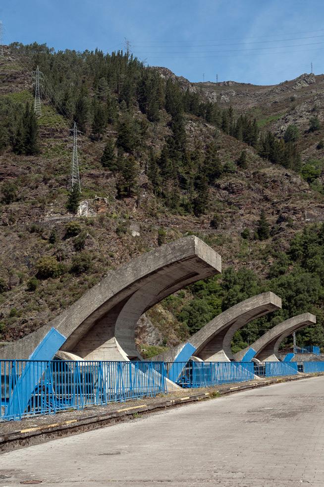 瓦基罗·帕拉西奥斯 | 现代主义西班牙工业建筑的艺术魅力-41