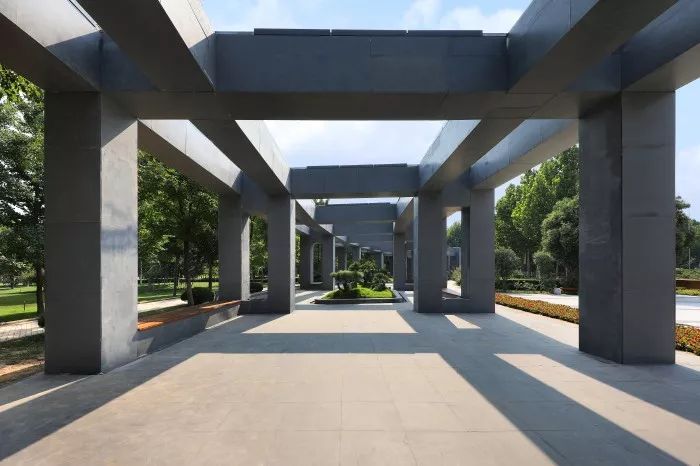 郑州经开区朝凤路景观提升改造 | 自然与艺术的融合-31