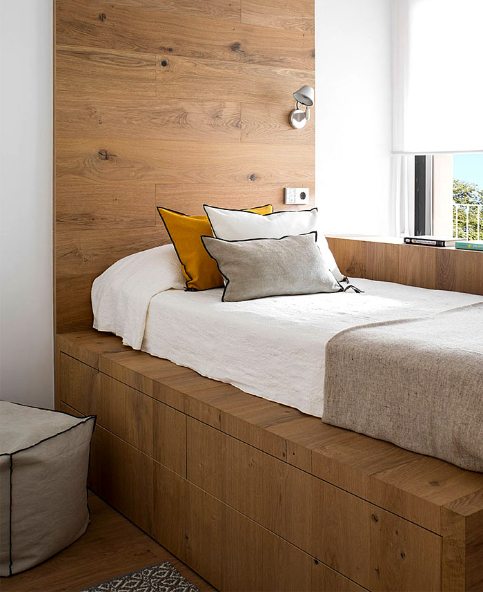 巴塞罗那：自然美景与现代艺术相连的独立住宅-24