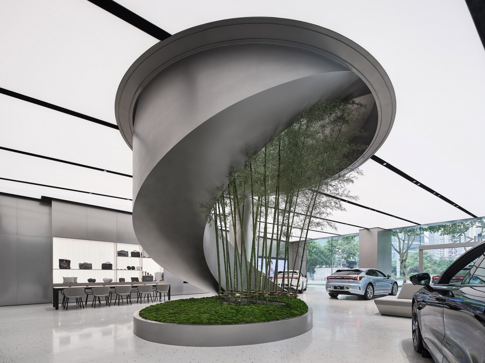 极氪中心·成都太古里 | 科技金属与竹景共生的都市会客厅-25