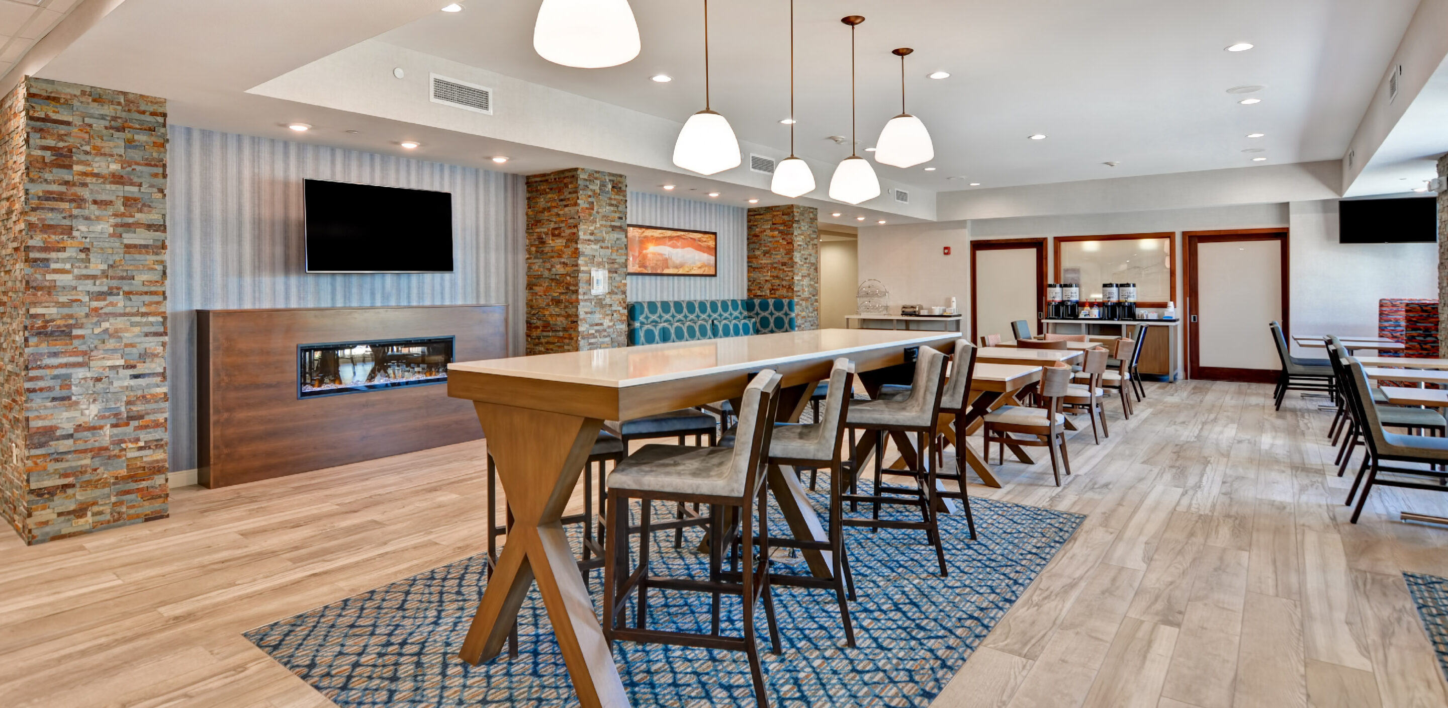 A Location-Customized Brand Scheme-1