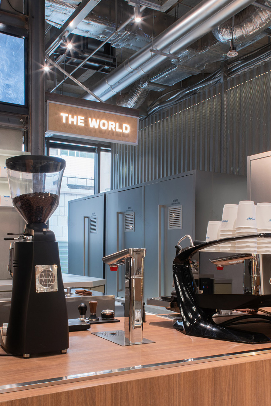 武汉 COZMINE 2·0 潮牌集合店丨中国武汉丨武汉外物文化设计有限公司-17