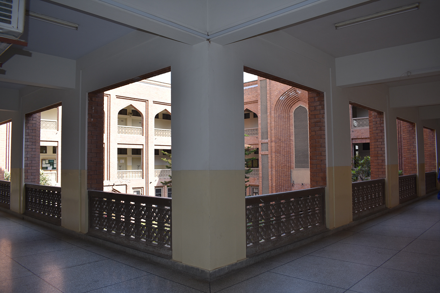 Anastasiya Gushchina丨教育建筑丨CLASS ACTIVITY 2-0