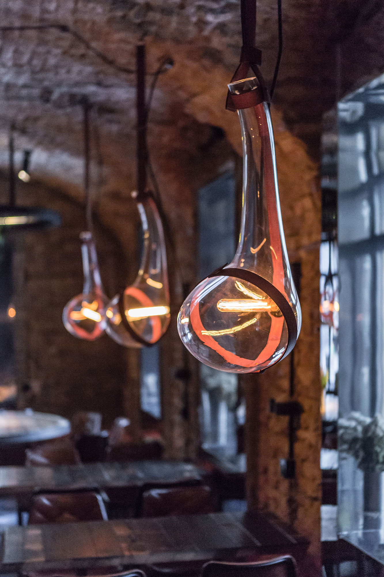 Win Bar | 乌克兰基辅 1812 年老建筑中的现代酒馆-23