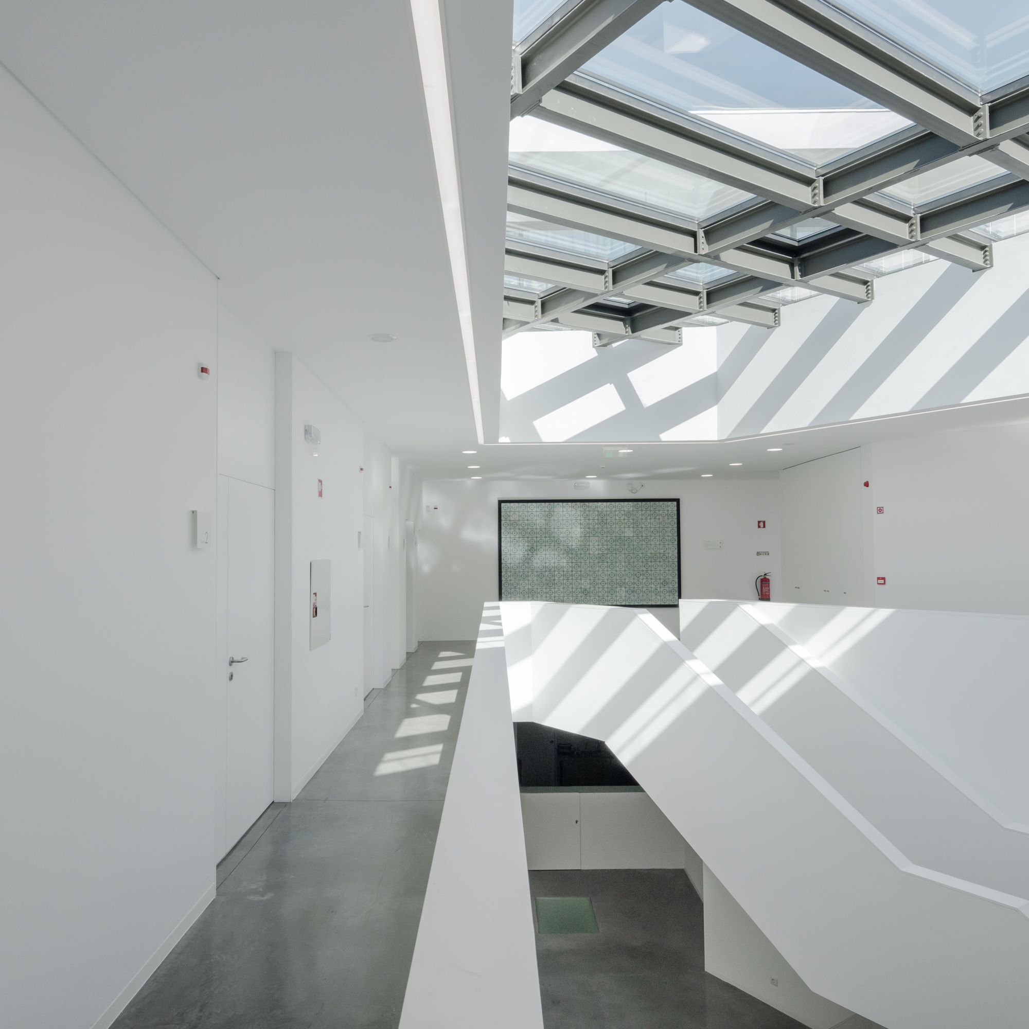 田园牧歌,莫什卡维迪的宗教中心,葡萄牙 / Plano Humano Arquitectos-95