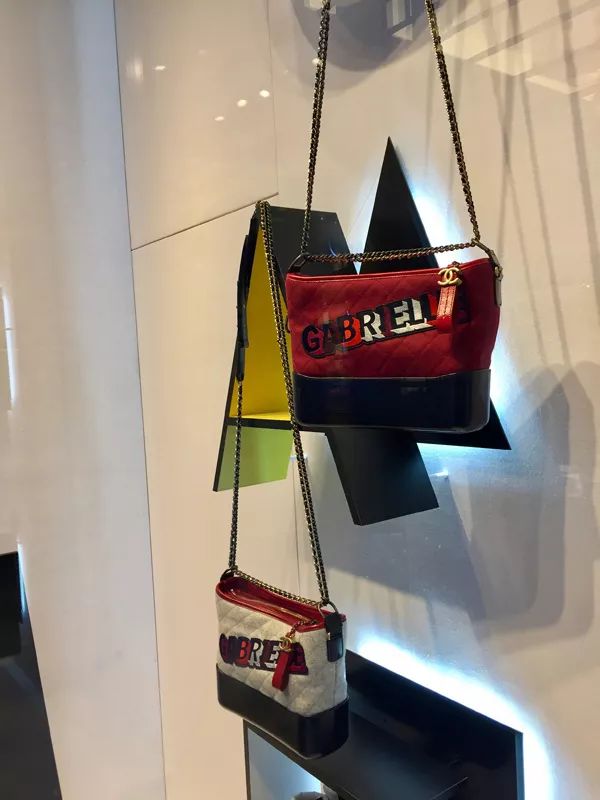 2017年9月伦敦街边秋冬季橱窗设计-40