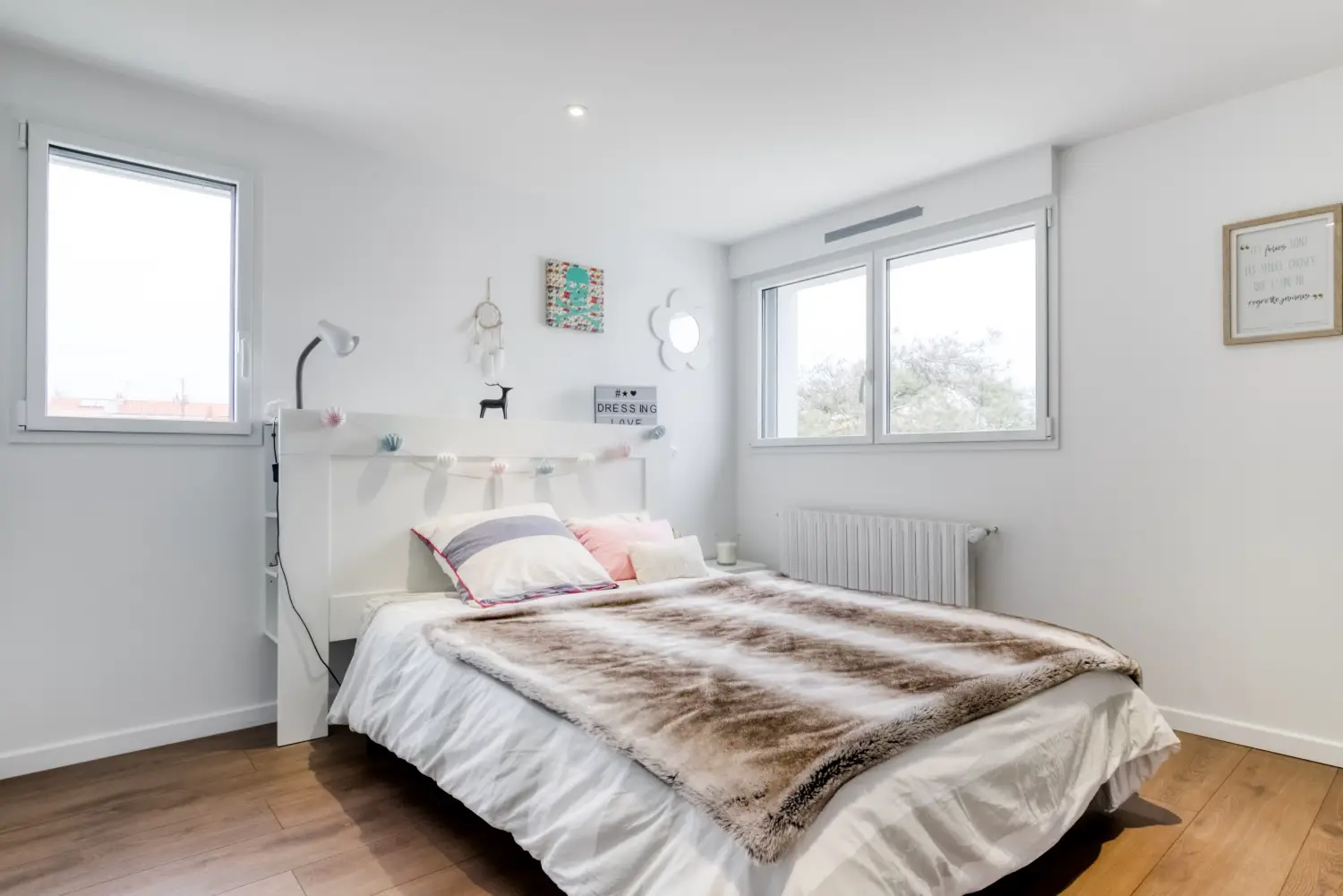 海滨城镇的屋顶阳台 | 绝美海景与创新设计-11