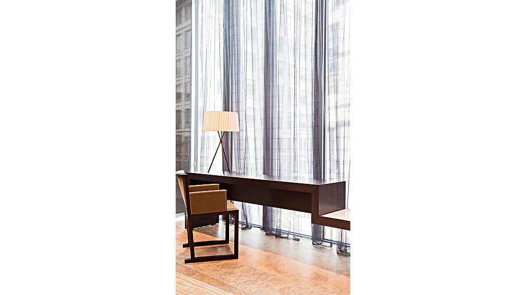 伦敦金融中心标准银行总部-8