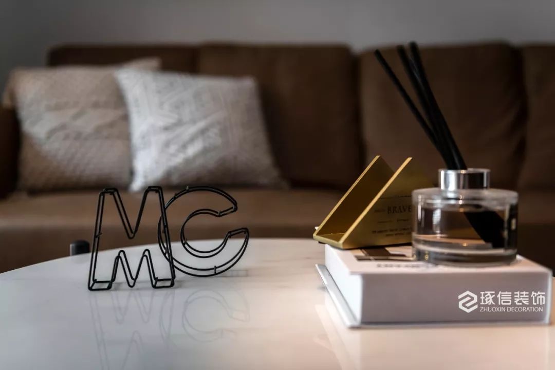 云端 80 后的自由随性混搭风-3