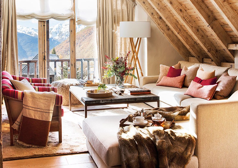 西班牙山脉中的温馨小木屋-1