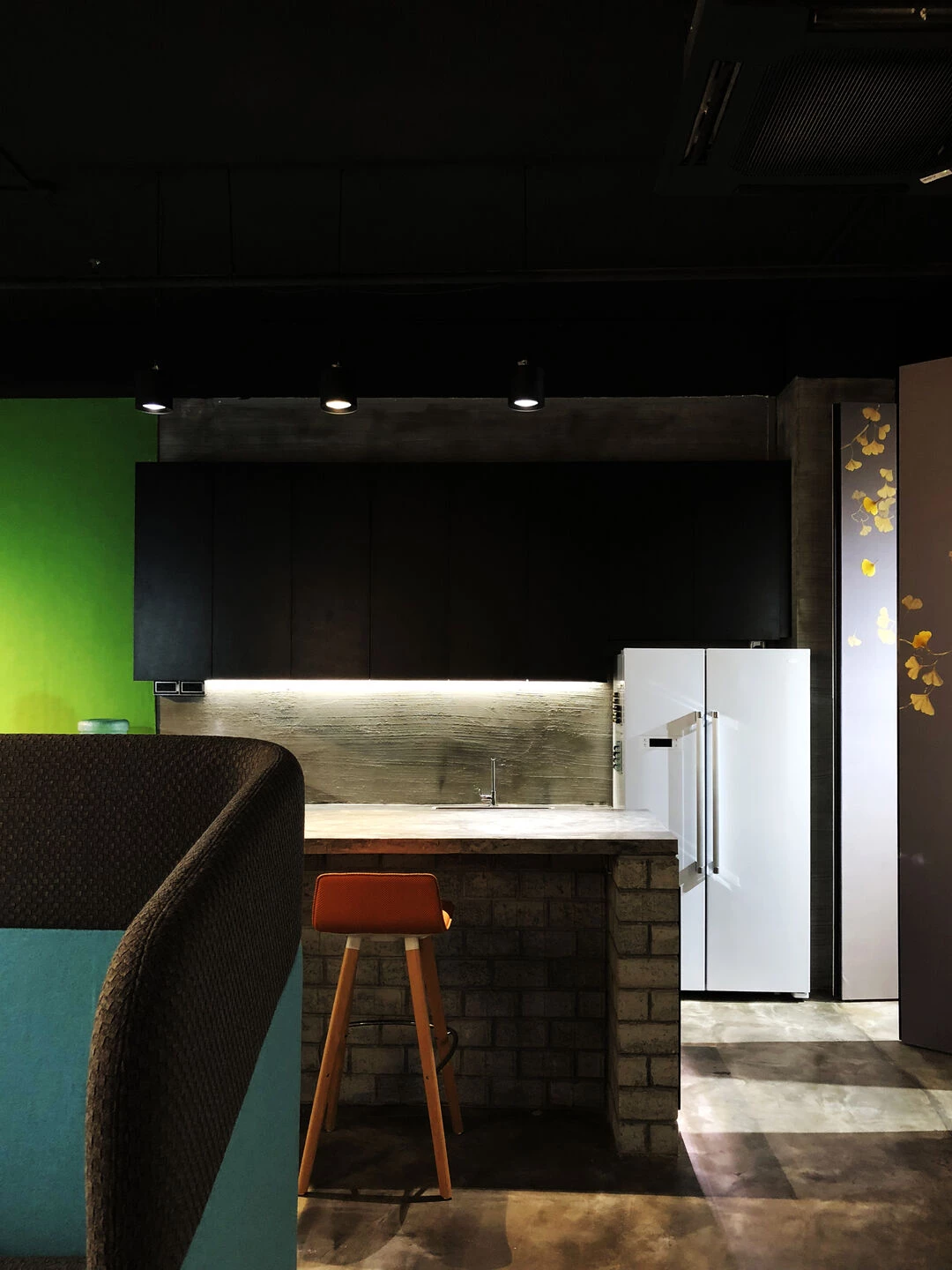 新加坡高端面料展示厅，RSDS 建筑师的工业风设计-15