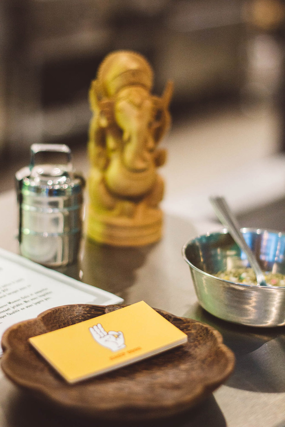 蒙特利尔The Super Quality印度餐厅 / David Dworkind-34