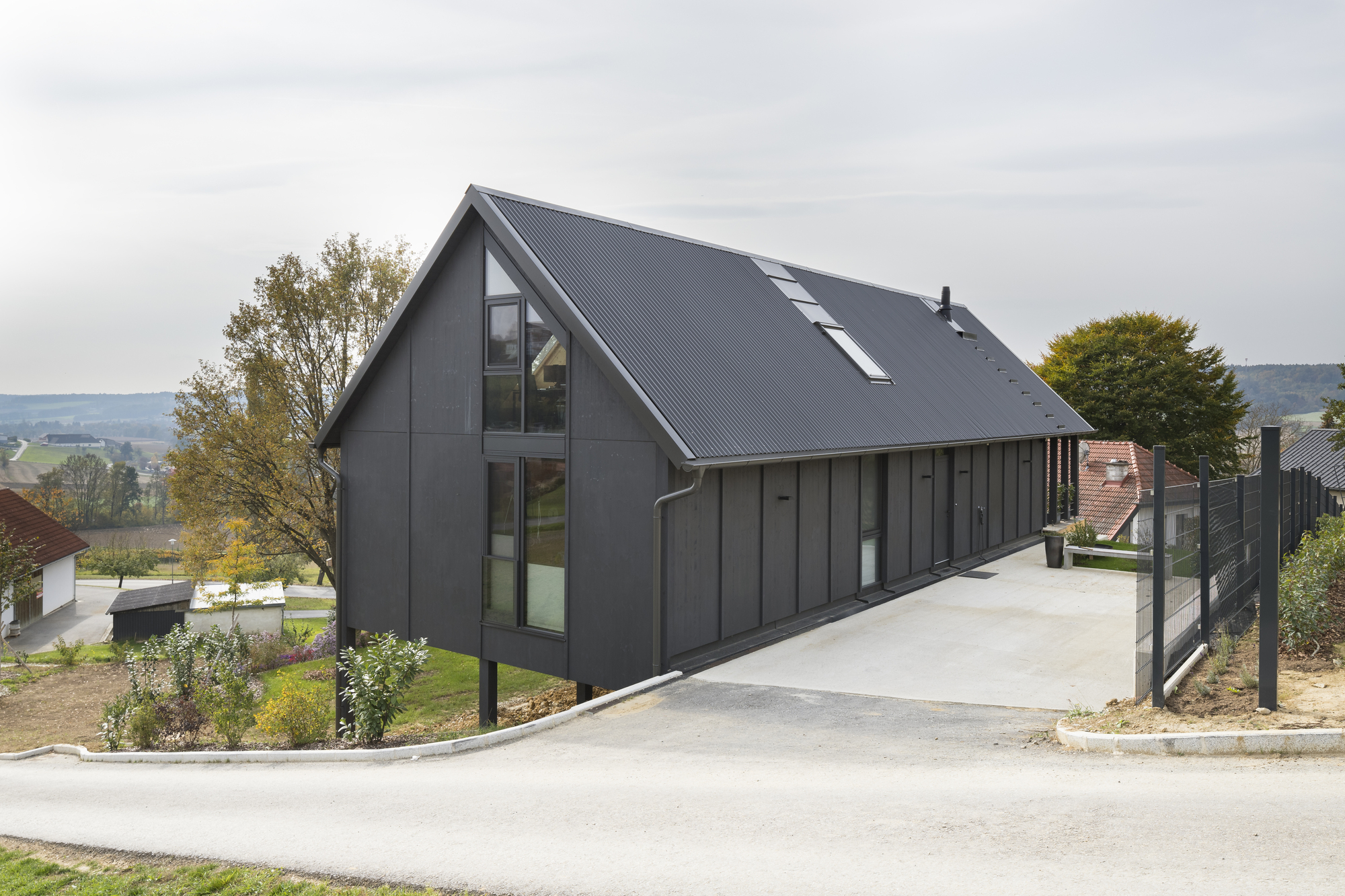 黑美人之家丨奥地利丨Backraum Architektur-27