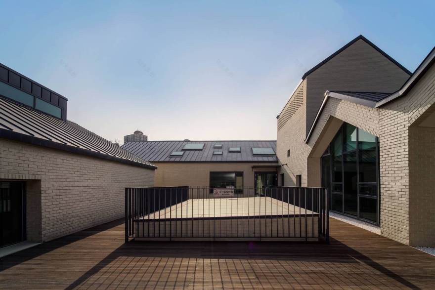 Chilbo Culture Centre for Youth Studio In Loco + Utopian Architects-36