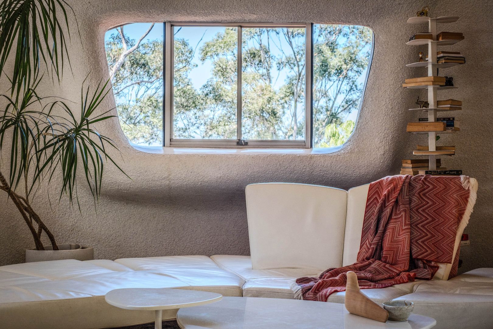 A landmark organic home heads to auction on Sydney’s Northern Beaches - The Spaces-5