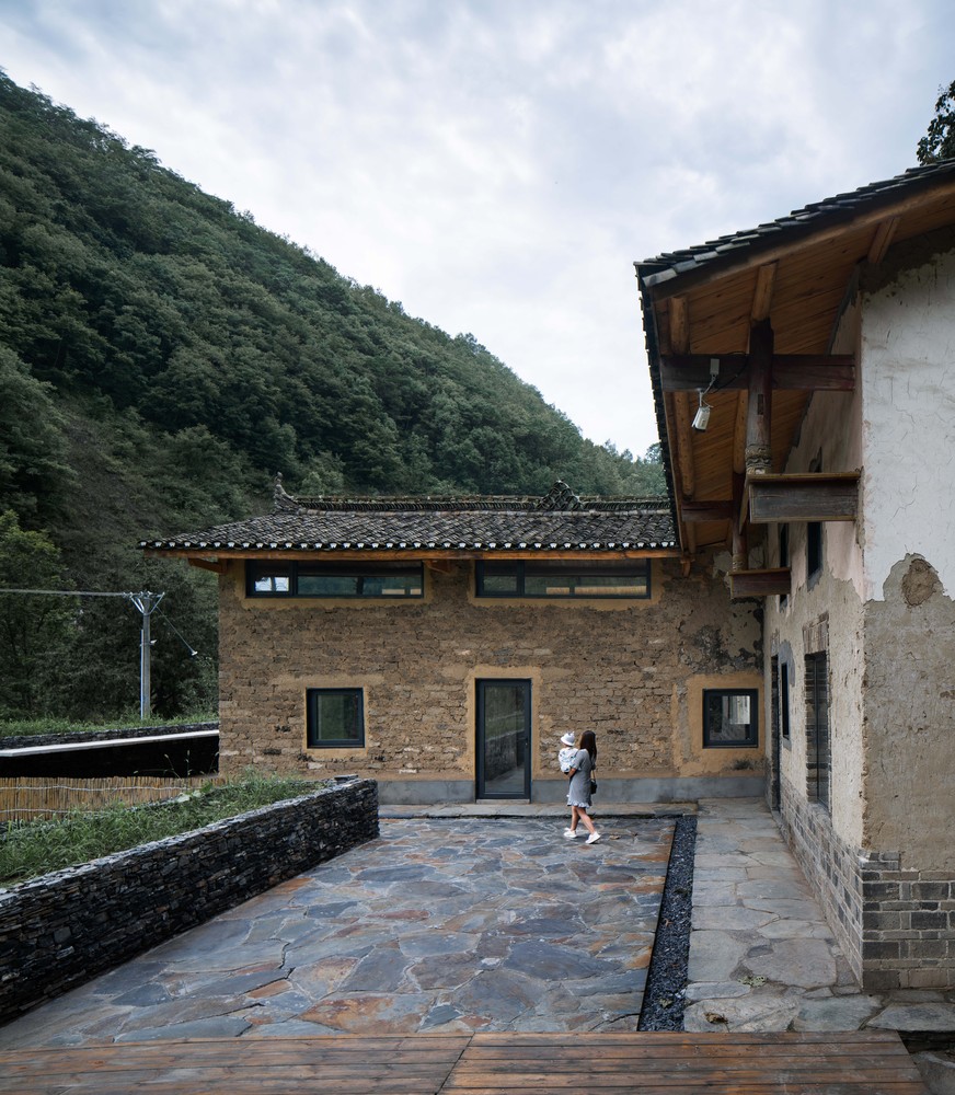 山间共享空间-37