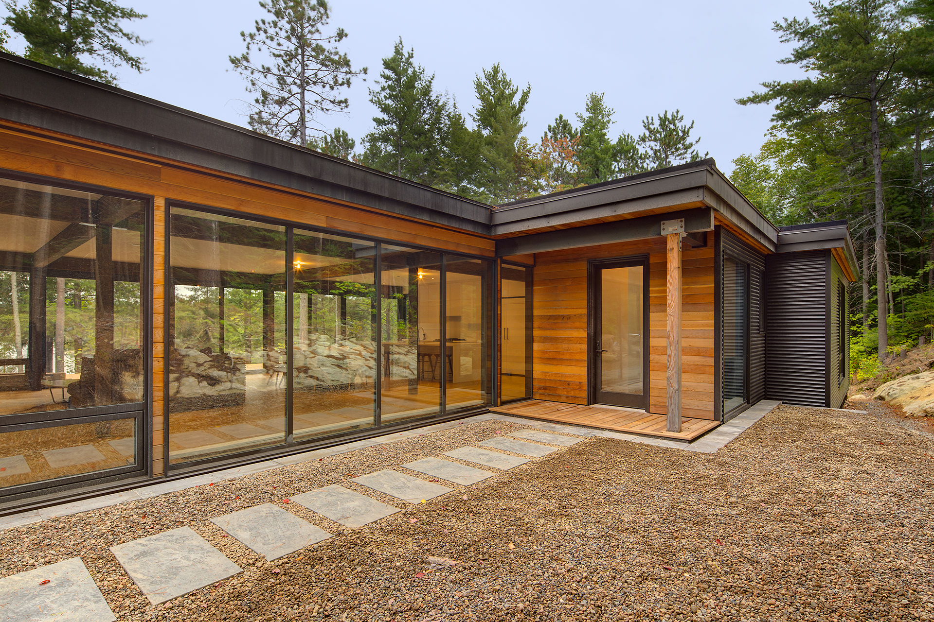 MAFC.005.4 Grober Roth, Mafco House (2016)-2