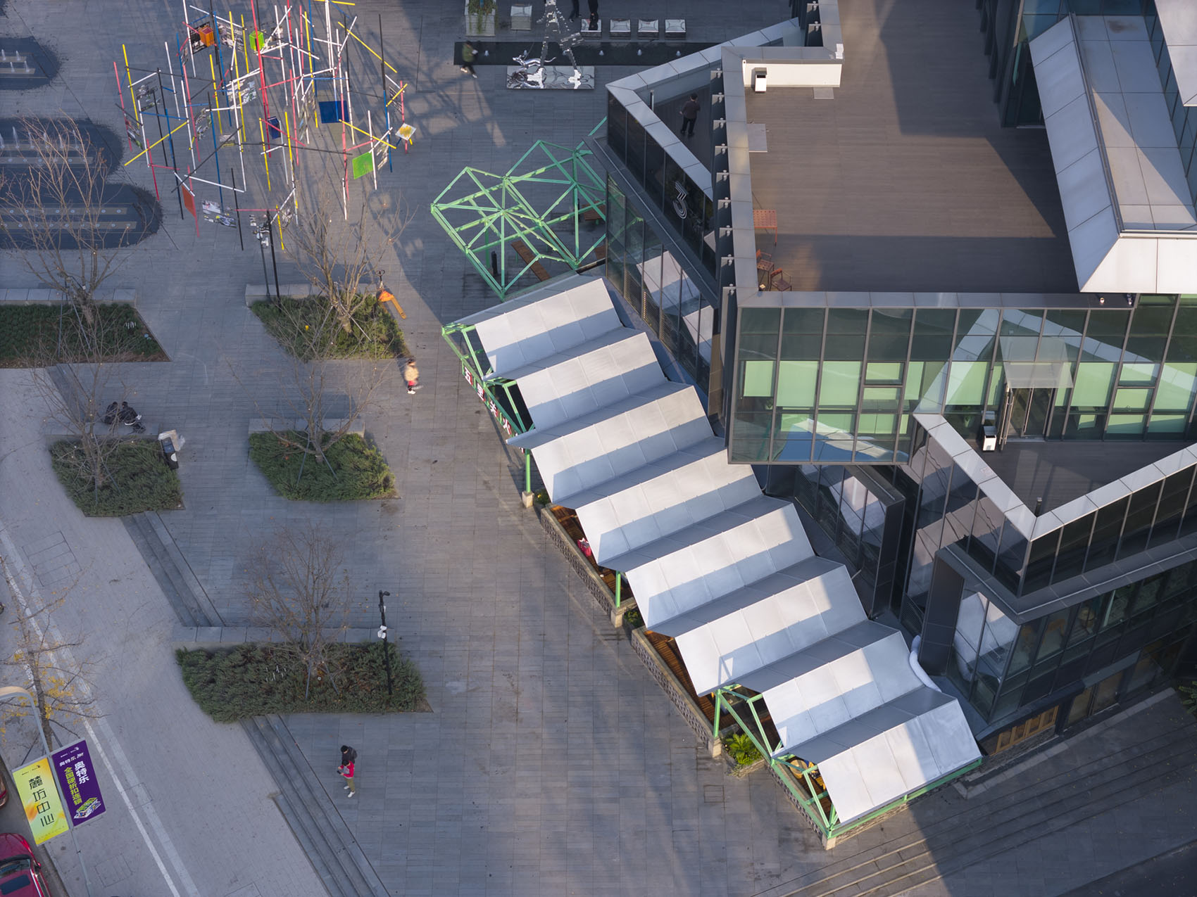 街边的绿色伞棚 · 五里关麓坊店 · 凡筑ArchFAN丨中国成都丨凡筑ArchFAN（成都凡筑建筑设计事务所有限公司）-8