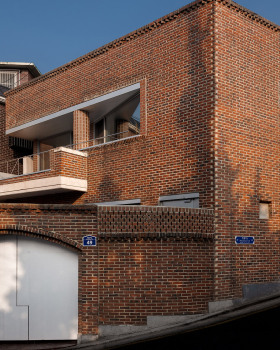 Sukchulmok and BRBB Architects use "sculptural forms" for self-designed studio in Seoul