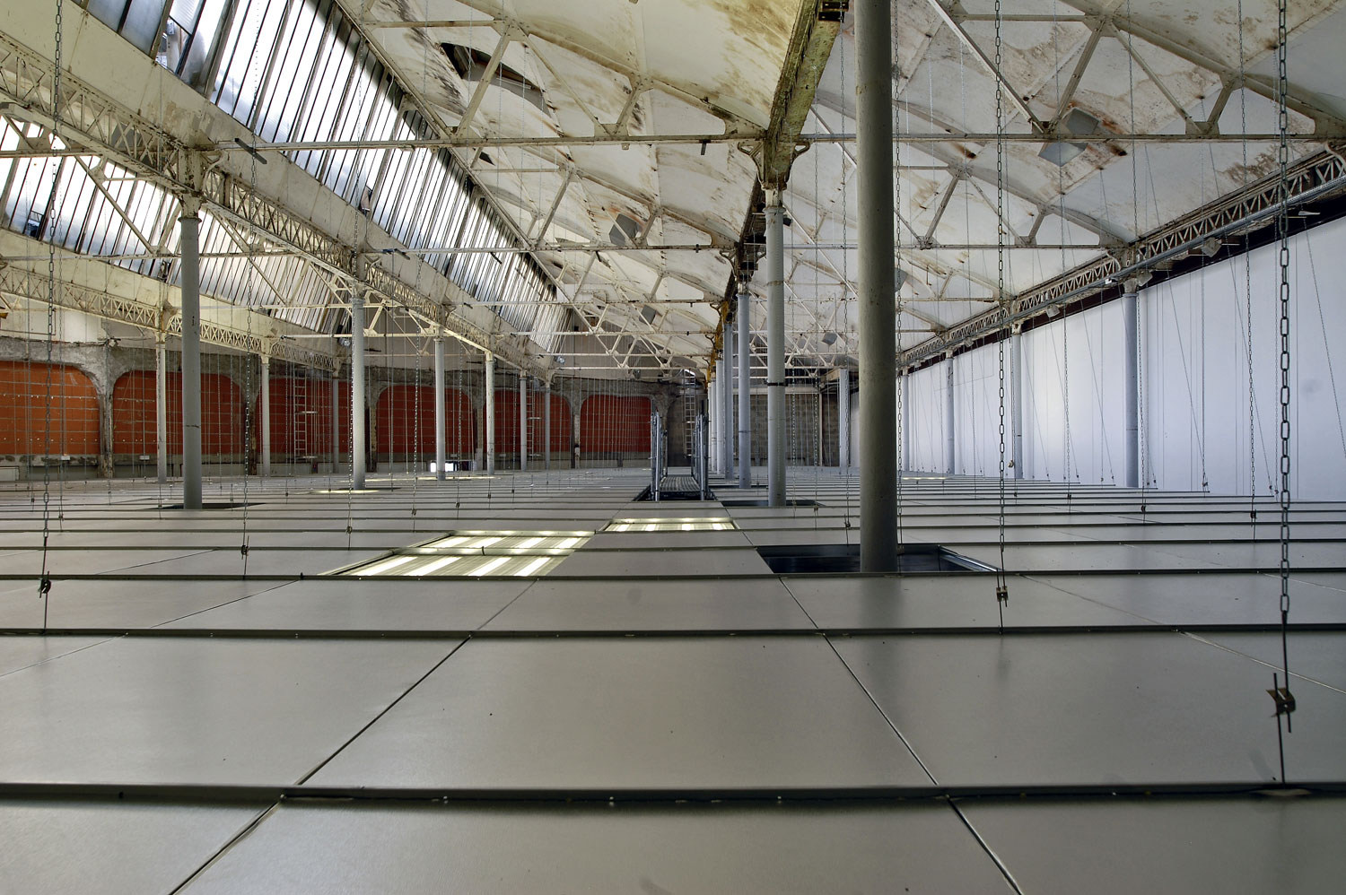 中间形式丨法国南特-24