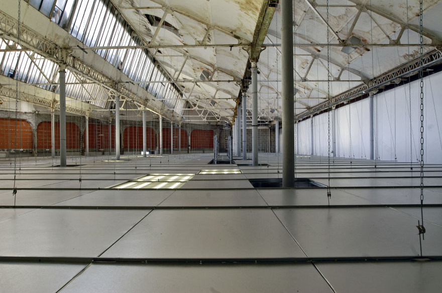 中间形式丨法国南特-24