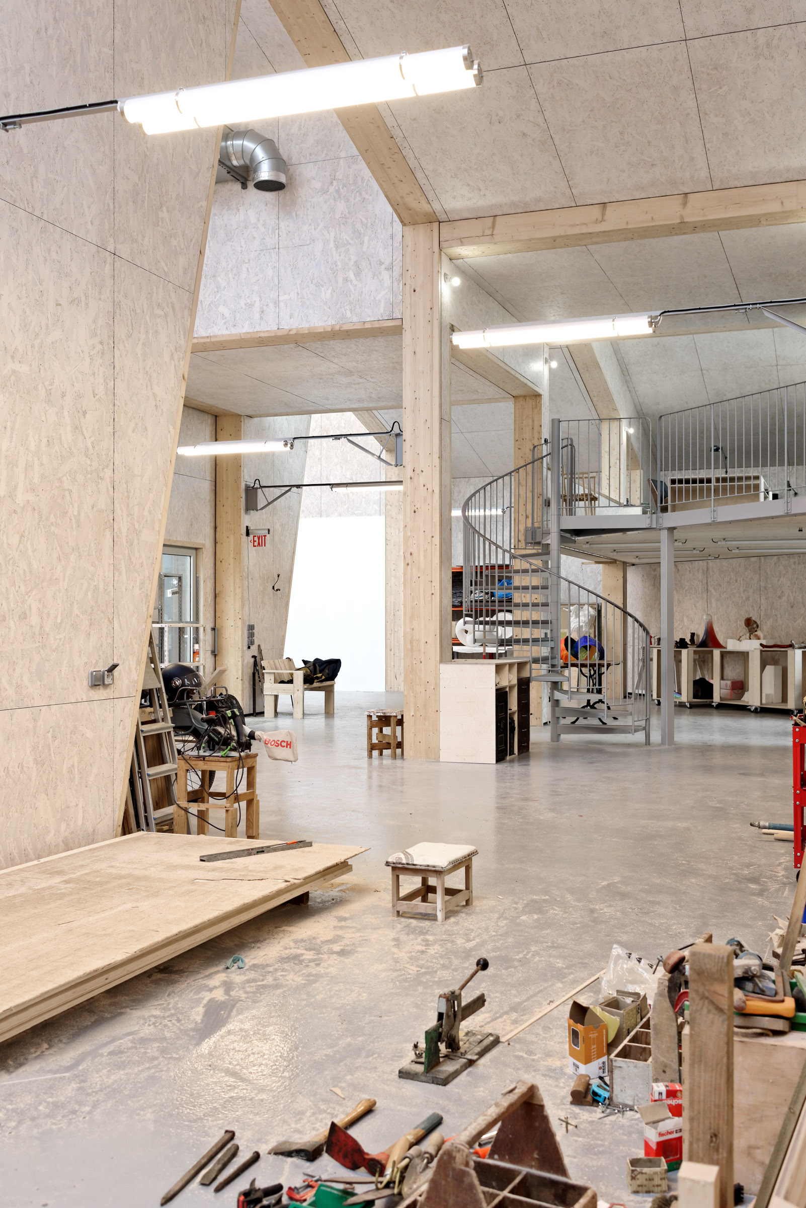 The Good, the Bad and the Ugly Artist's Studio / Didier Fiúza Faustino-45