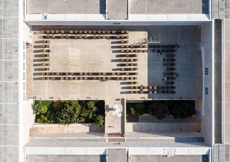 葡萄牙里斯本“夏日的广场”装置艺术设计-25