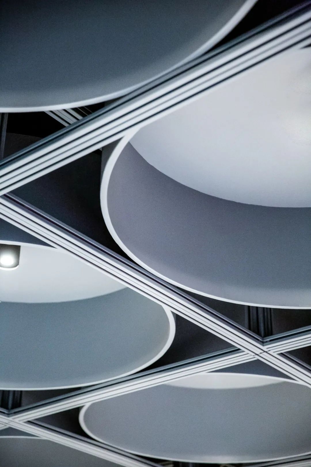 1000㎡私家车库，自由流动的“跑车博物馆”丨OFT设计-58