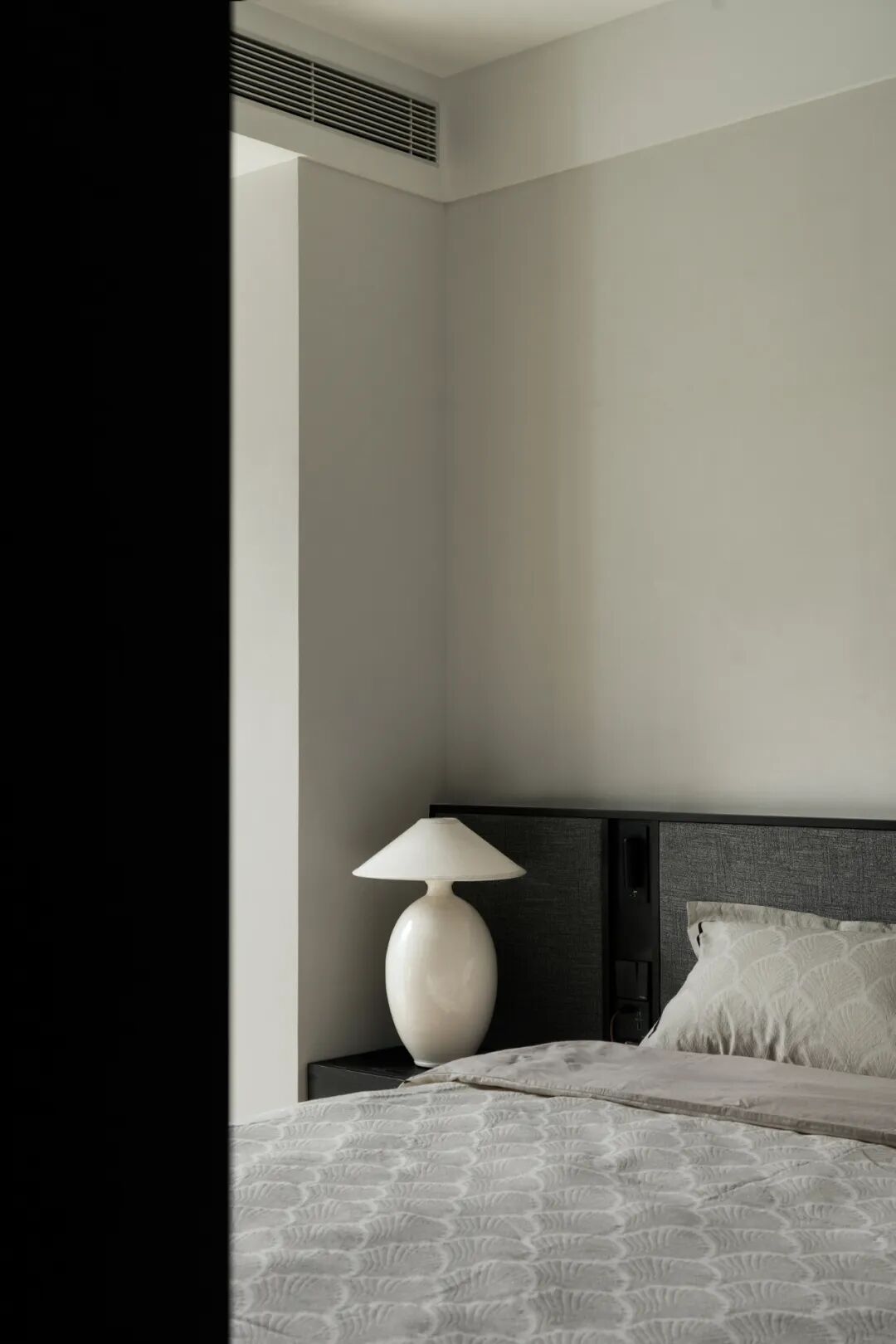 纯白诗歌 · 雅致的极简主义住宅丨中国成都丨LAE Design-53